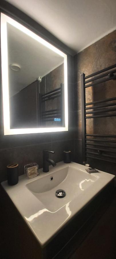 Sky Nomads Apartment Thessaloníki Ngoại thất bức ảnh