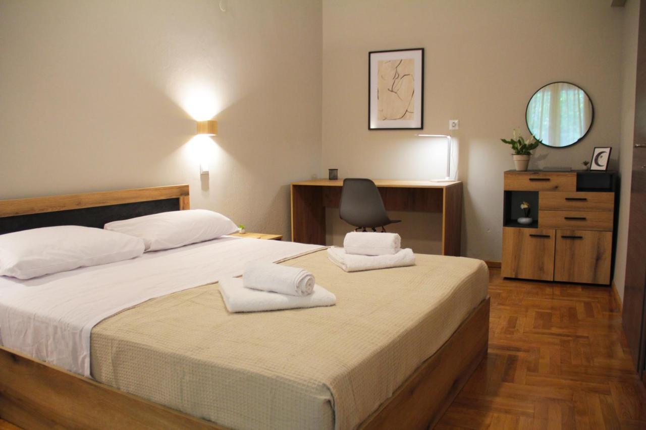 Sky Nomads Apartment Thessaloníki Ngoại thất bức ảnh